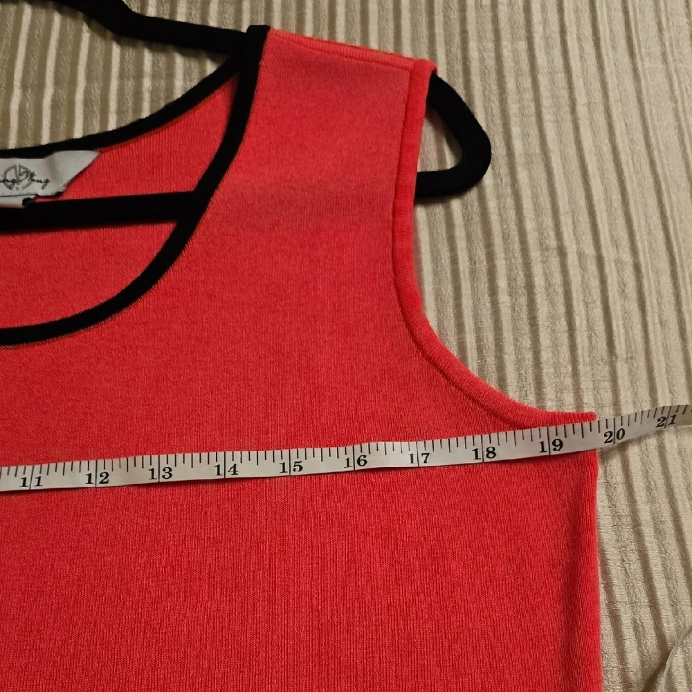 Ming Wang Pink and Black Fitted Sleeveless Tank Top - Picture 7 of 12
